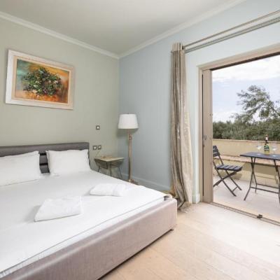 Pomegranate Tree Villa Bedroom