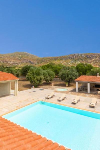 Pomegranate Tree Villa Balcony