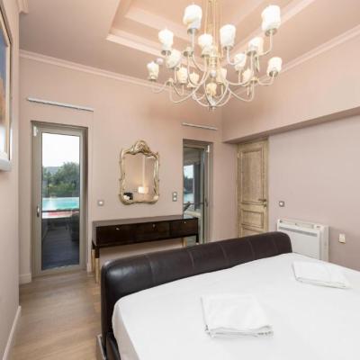 Pomegranate Tree Villa Bedroom